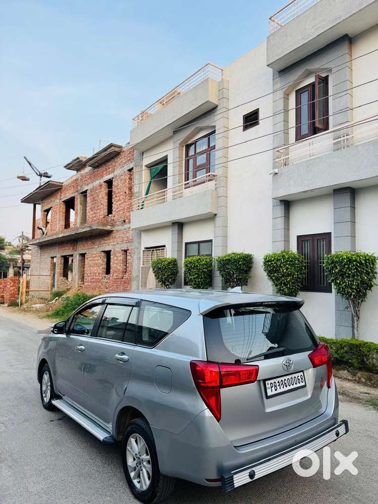 Toyota Innova Crysta 2.4 Gx Mt 8s, 2016, Diesel