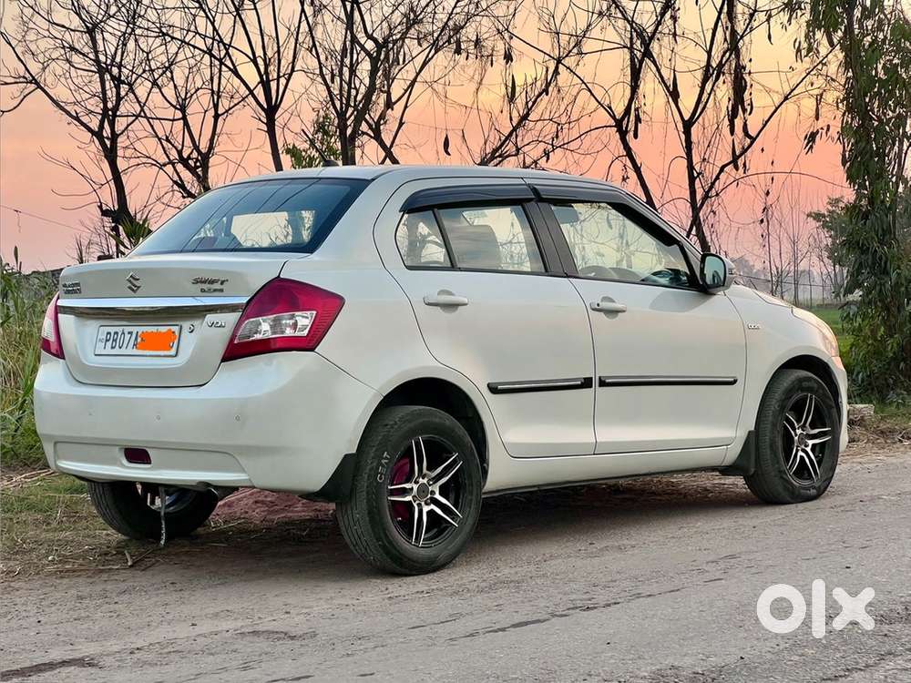 Maruti Suzuki Swift Dzire 2013 Diesel Well Maintained