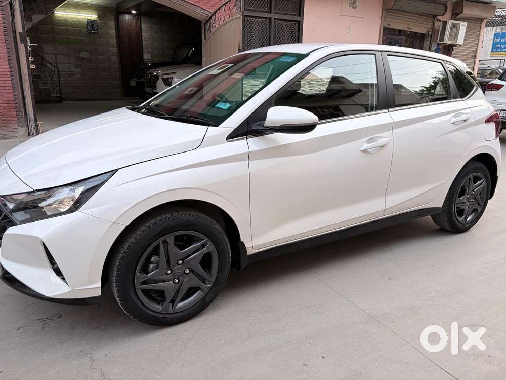 Hyundai I20 Sportz 1.2 Mt, 2023, Petrol