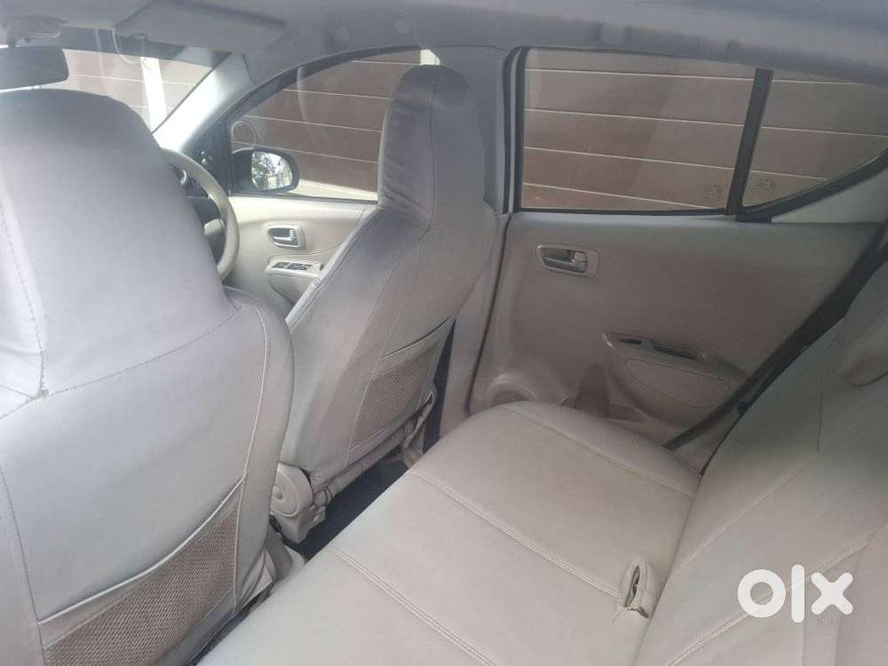 Maruti Suzuki Swift Dzire Zdi Bsiv, 2015, Diesel