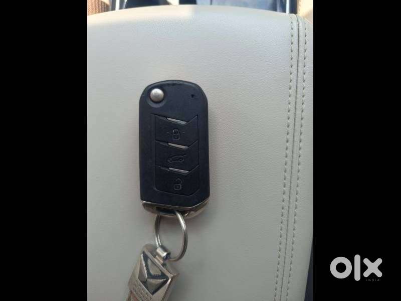 Mahindra Xuv700 2.2 Ax 7 Diesel At Luxury Pack Str, 2023, Diesel