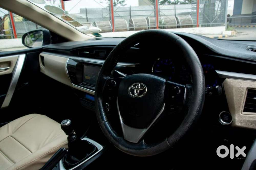 Toyota Corolla Altis 1.8 Gl, 2014, Petrol