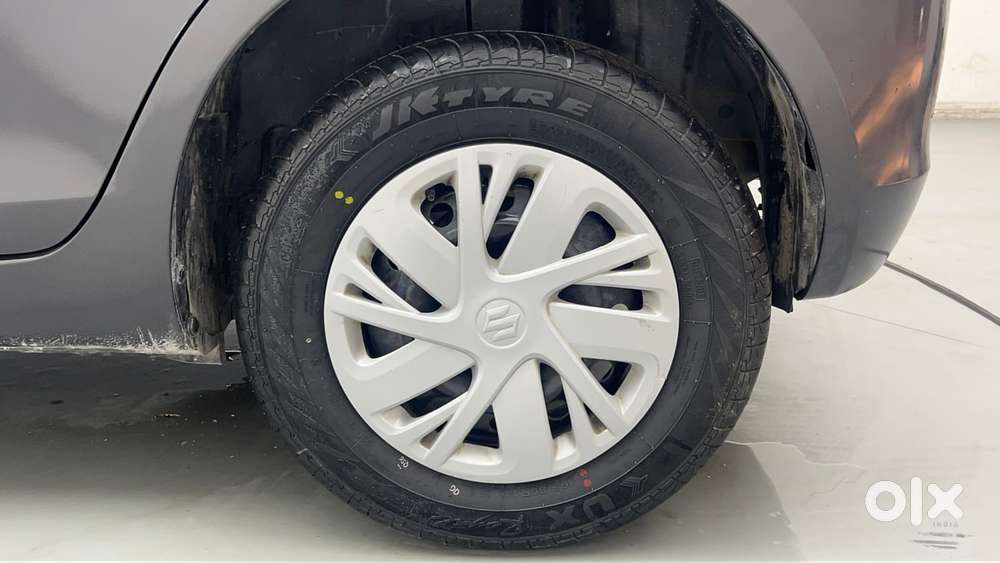 Maruti Suzuki Swift Vvt Vxi, 2016, Petrol