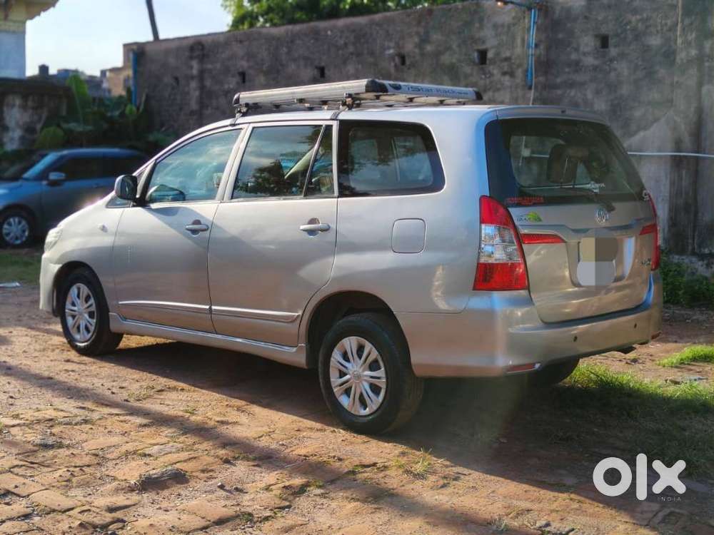 Toyota Innova 2.5 G (diesel) 8 Seater, 2016, Diesel