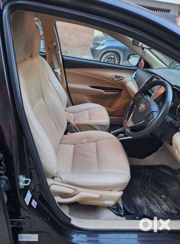 Toyota Yaris G Cvt, 2018, Petrol