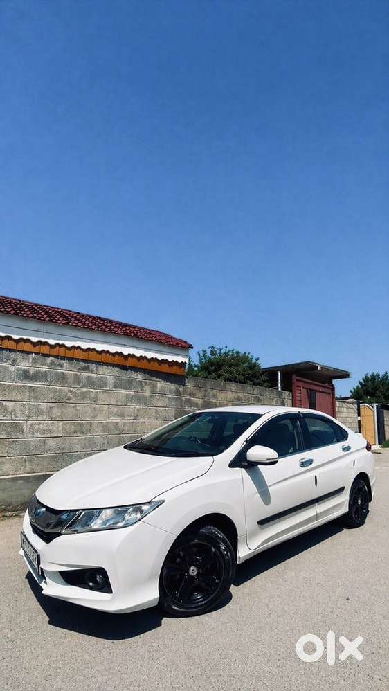 Honda City V 2015 No Lowball Offers Please