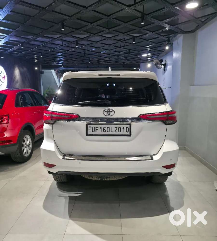 Toyota Fortuner 4x2 At 2.7 Petrol, 2022, Petrol