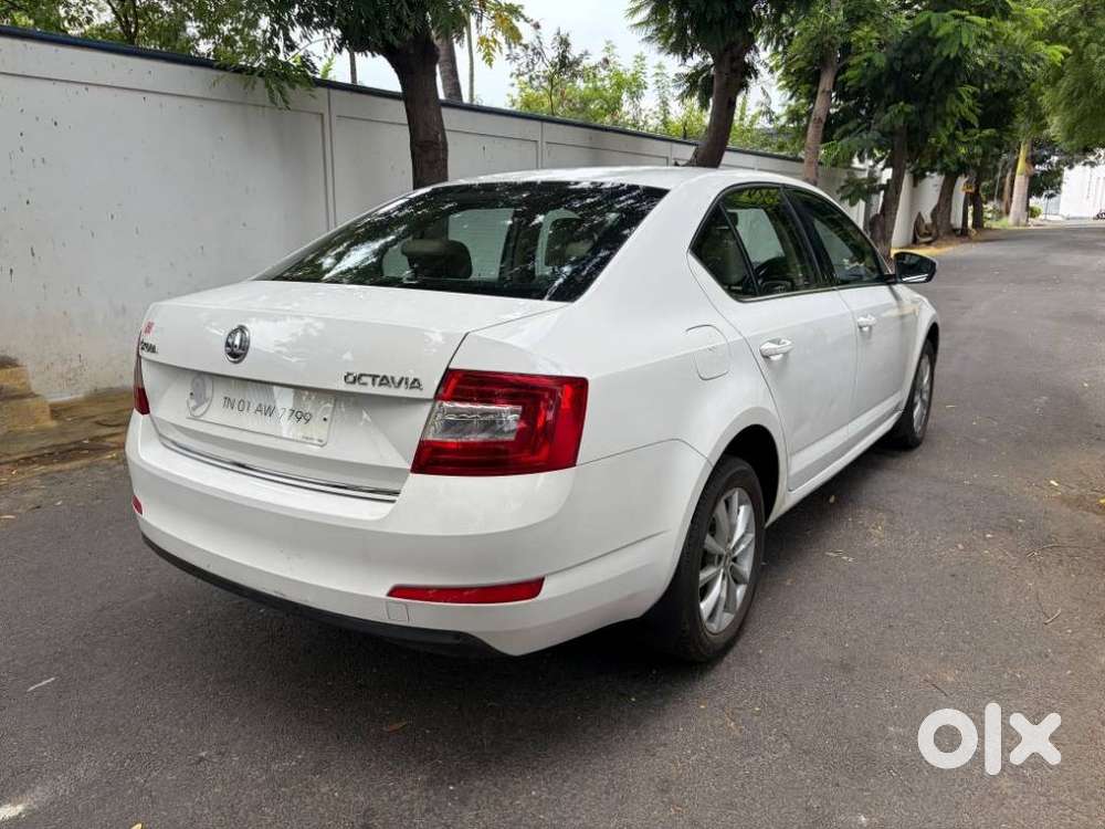 Skoda Octavia Ambition 2.0 Tdi At, 2013, Diesel