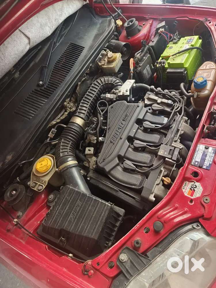 Fiat Palio Stile 1.6 Sports Engine. 100 Bhp. 2008 Petrol. Mileage 15
