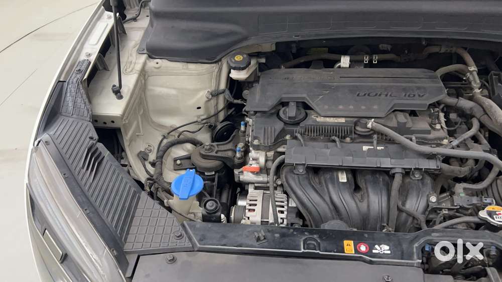 Hyundai Alcazar 2.0 Signature (o) Petrol At 6 Str Dual Tone, 2021, P..