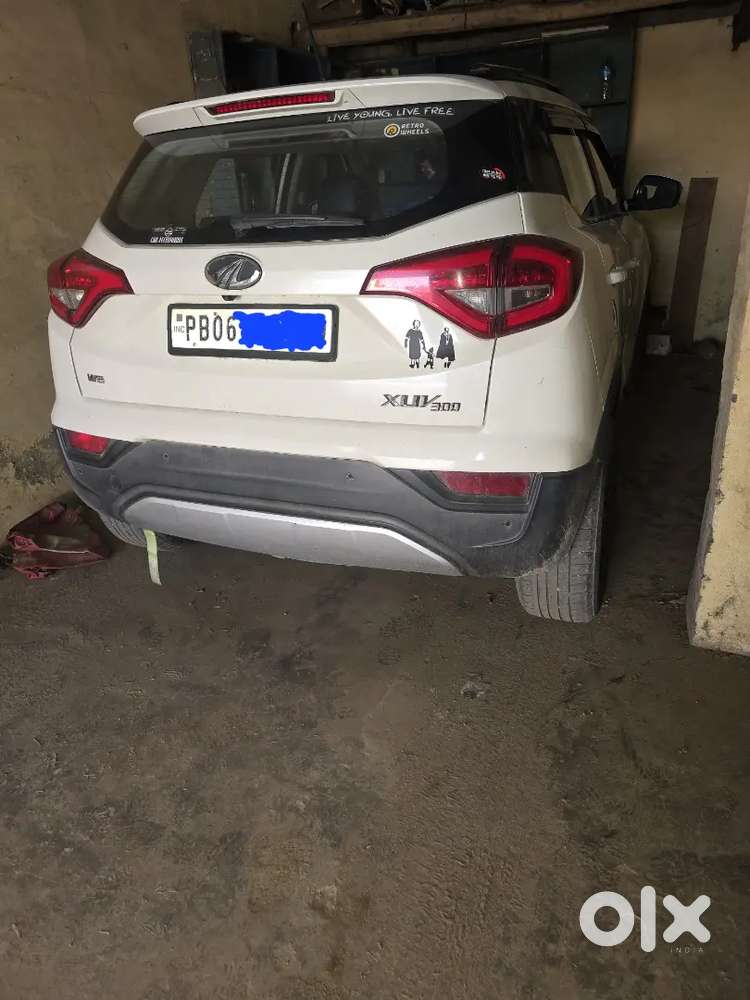 Mahindra Xuv300 2019 Diesel 107000 Km Driven