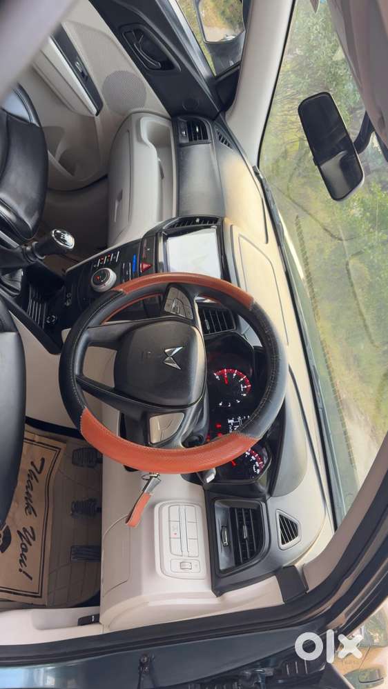 Mahindra Xuv300 W6, 2023, Petrol