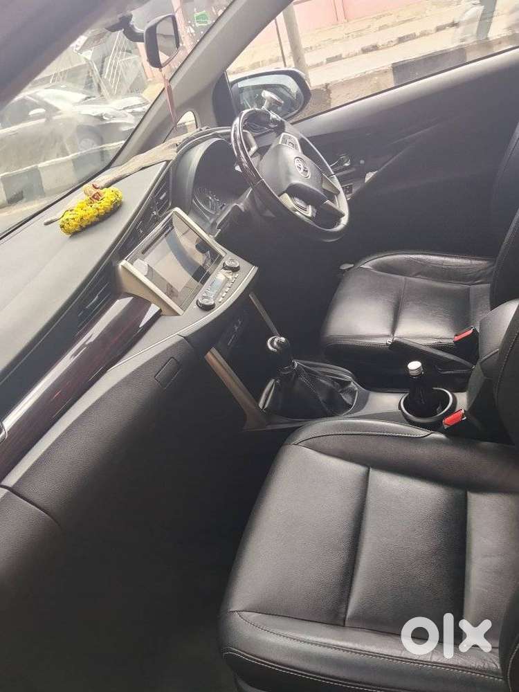 Toyota Innova Crysta 2.8 Z, 2017, Diesel