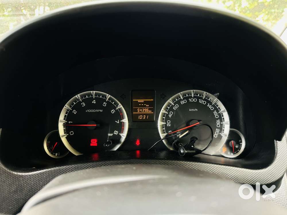 Maruti Suzuki Swift Vxi Abs Bsiv, 2017, Petrol