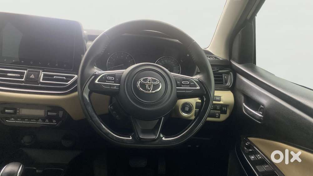 Toyota Glanza 1.2 V Amt, 2025, Petrol