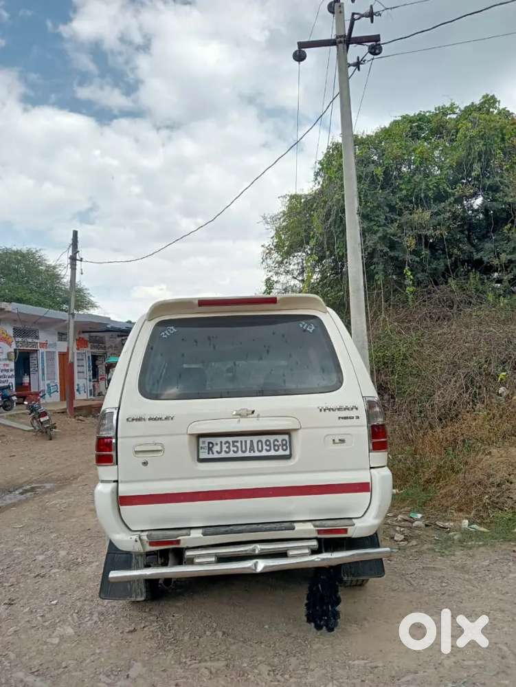 Chevrolet Tavera 2015