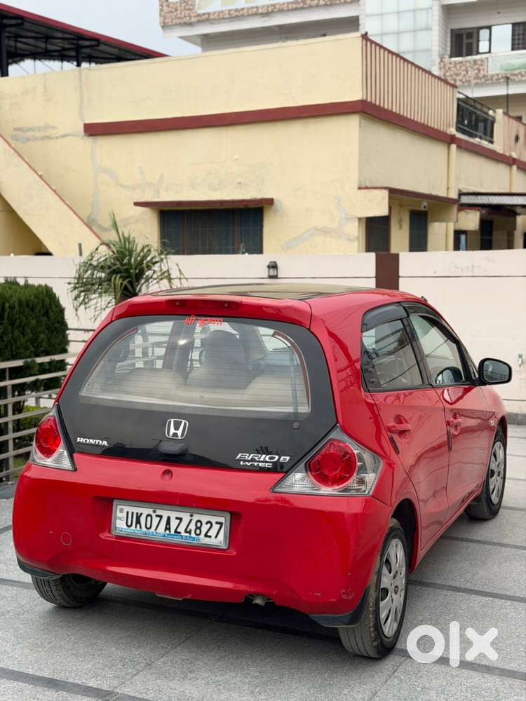 Honda Brio 2013 Petrol Well Maintained