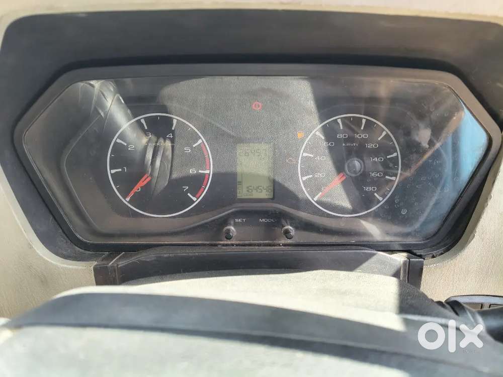 Mahindra Scorpio 2.5 S2 2015