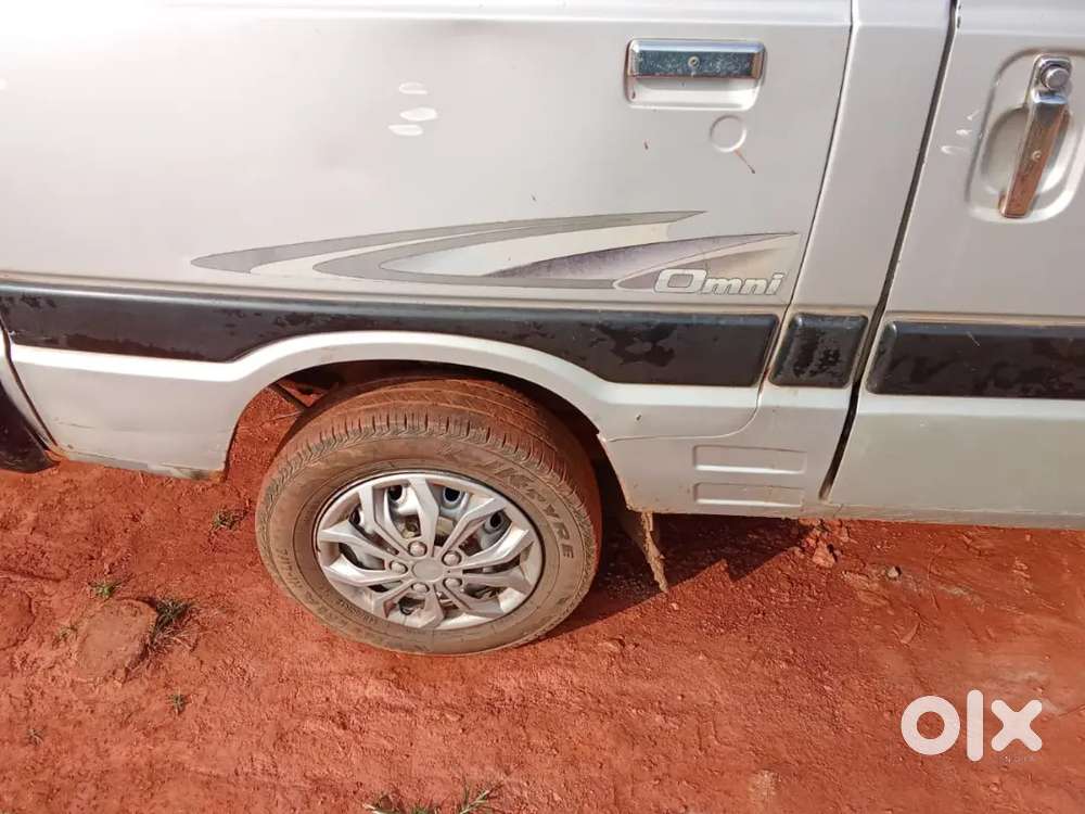 Maruti Suzuki Omni 2011 Lpg 17000 Km Driven