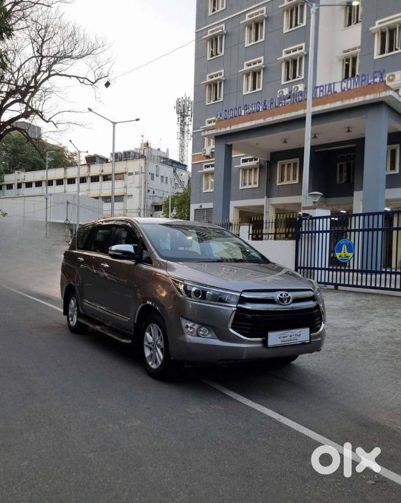 Toyota Innova Crysta