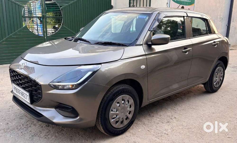 Maruti Suzuki Swift, 2025, Petrol