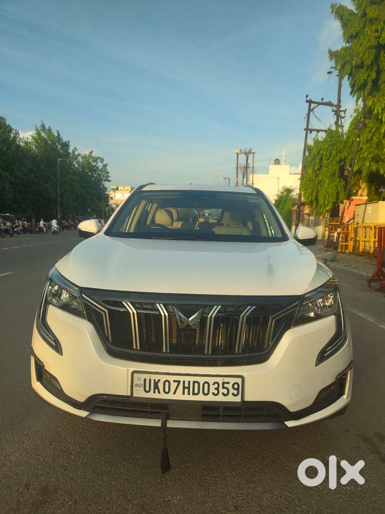 Mahindra Xuv700 2.2 Ax 7 Diesel Mt Luxury Pack Str, 2025, Diesel