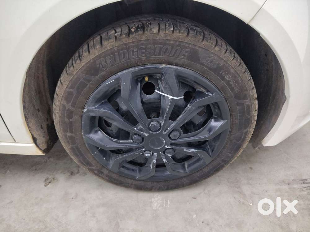 Tata Altroz 1.2 Xm Plus, 2023, Petrol