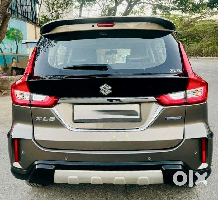 Maruti Suzuki Xl6 Alpha, 2021, Petrol