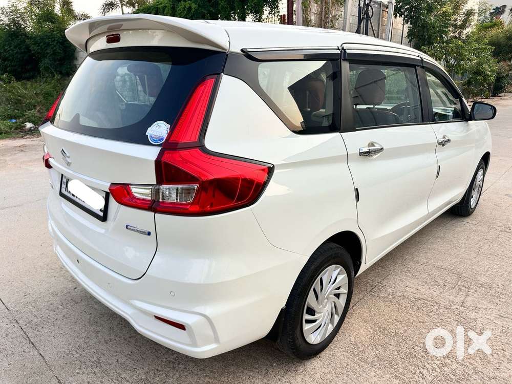Maruti Suzuki Ertiga Vxi, 2022, Petrol