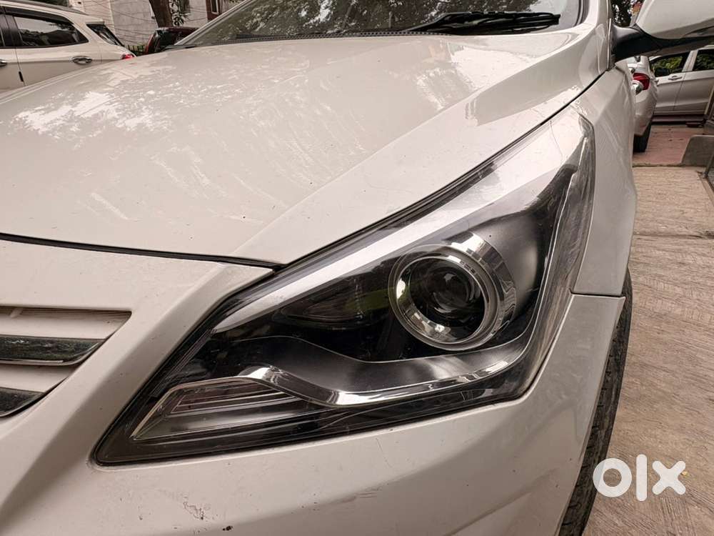 Hyundai Verna 1.6 Crdi Sx Diesel  2016  81,000 Km  ₹3,60,000