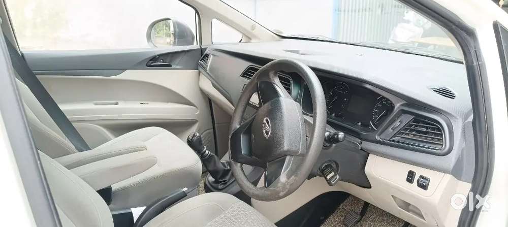 Mahindra Marazzo 2023 Diesel Manual Car