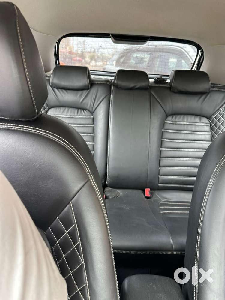 Hyundai Venue Petrol 2024
