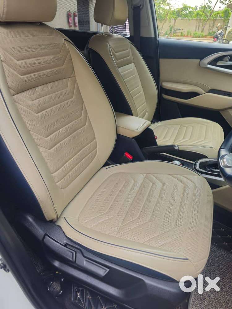 Kia Carens Luxury 2022
