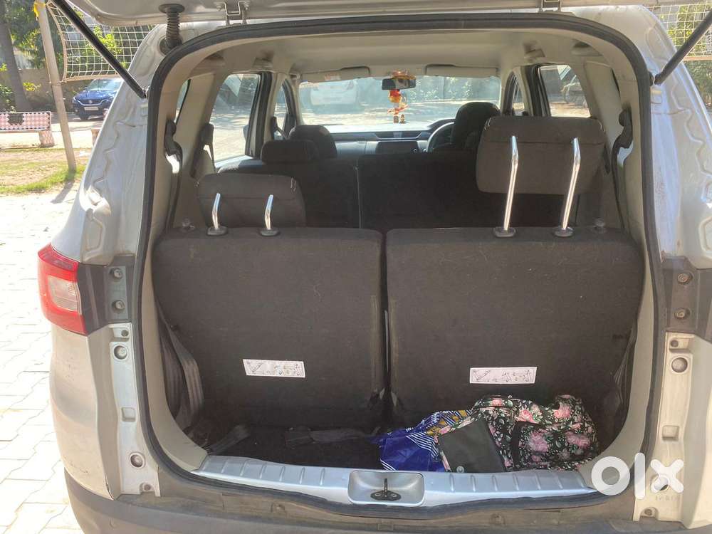 Renault Triber Rxt, 2021, Petrol