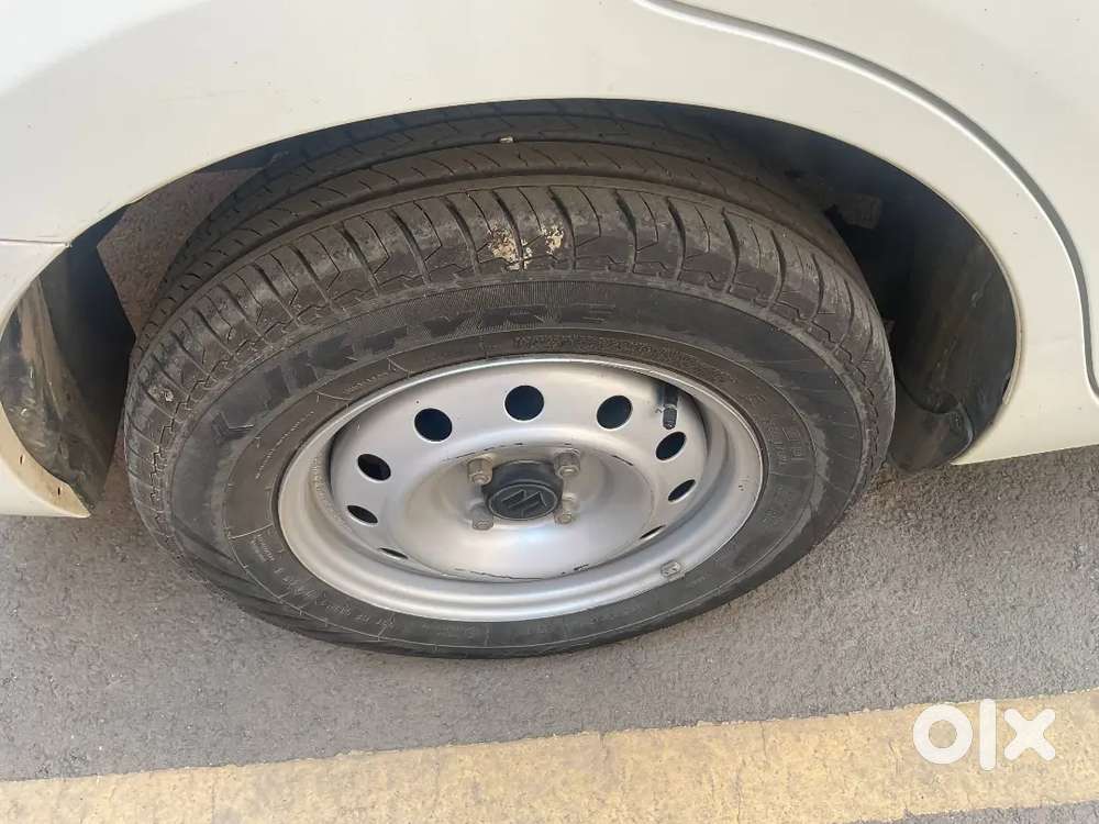 Maruti Suzuki Dzire 2025 Cng & Hybrids 1850 Km Driven. 6.5lac