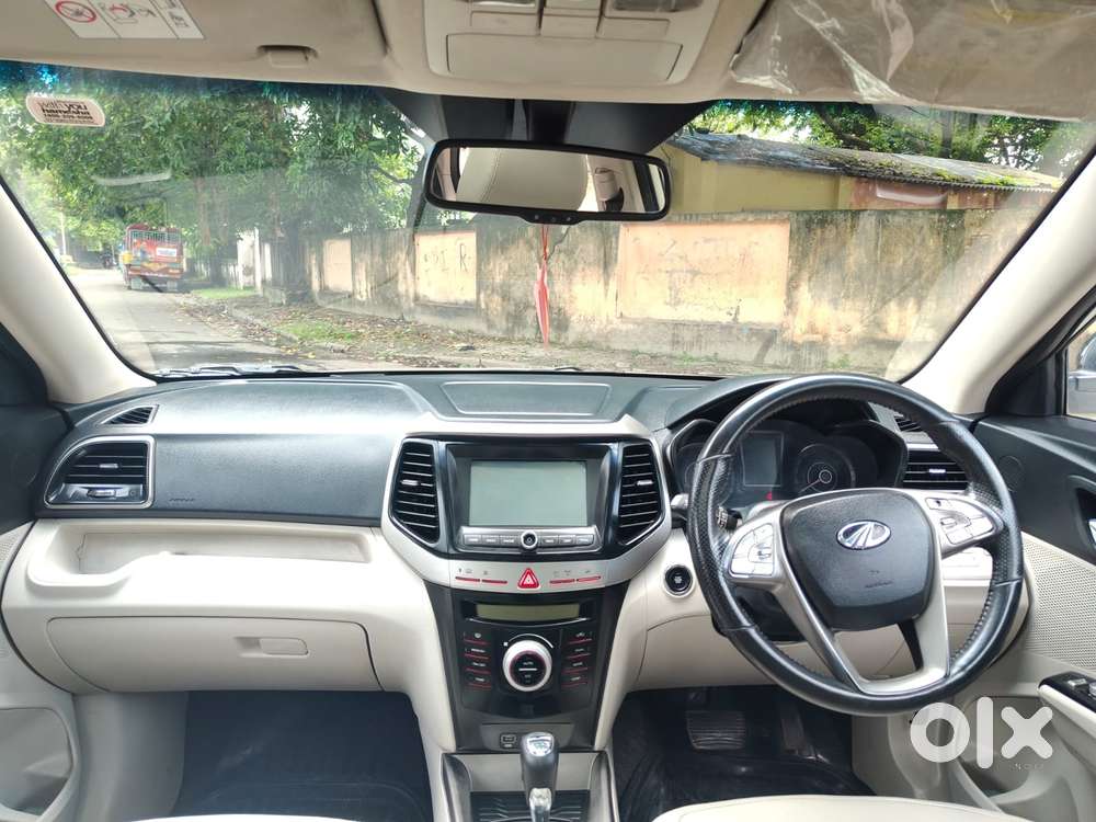 Mahindra Xuv300 W8 (o) 1.5 Diesel Amt, 2022, Diesel