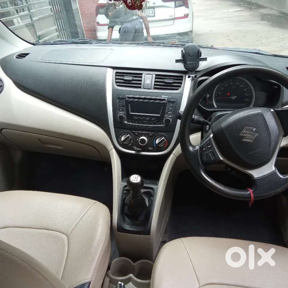 Maruti Suzuki Swift Vxi, 2015, Petrol