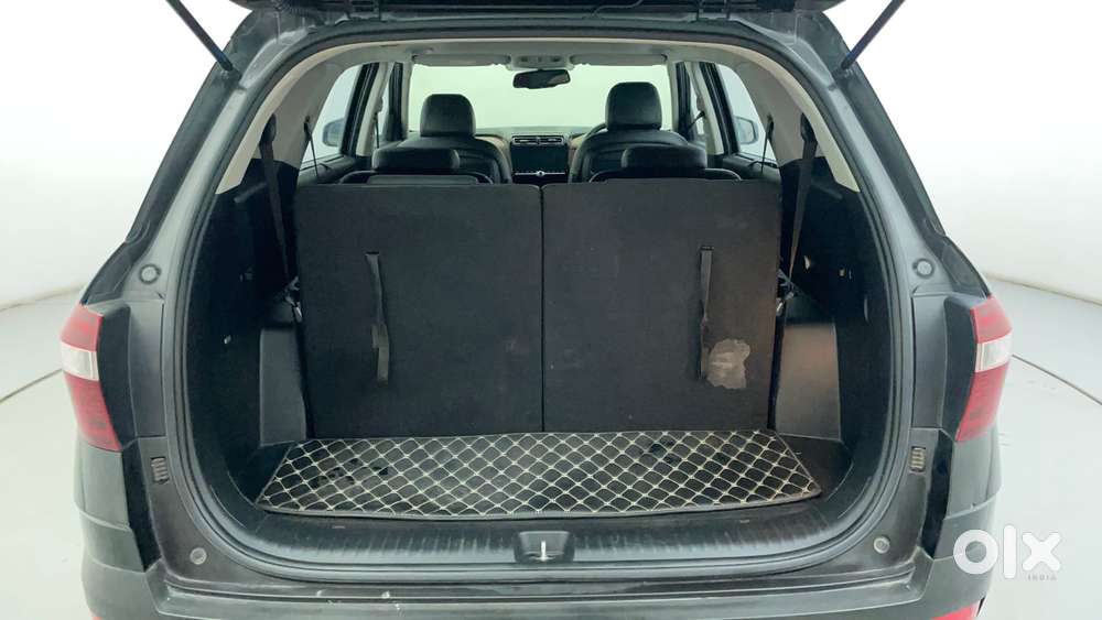 Hyundai Alcazar 2.0 Signature (o) Petrol At 6 Str, 2022, Petrol