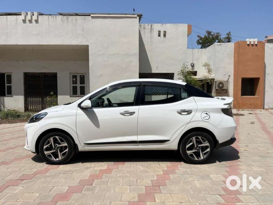 Hyundai Aura Sx Plus Crdi Automatic, 2021, Petrol