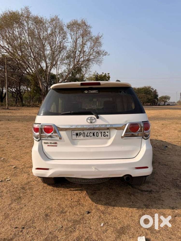 Toyota Fortuner 3.0 4x2 Automatic, 2013, Diesel