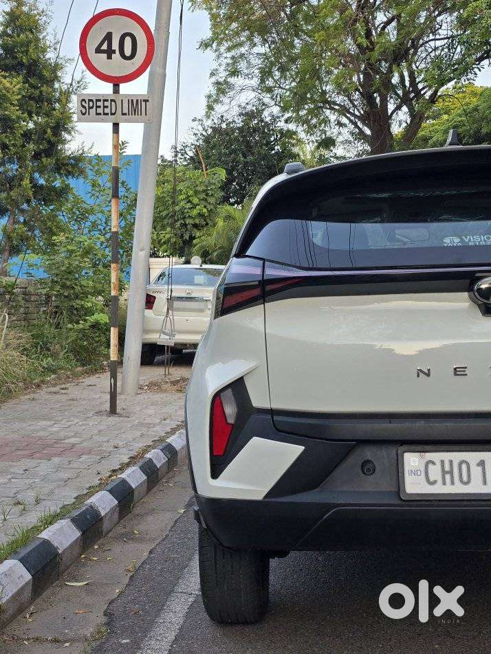 Tata Nexon Pure 1.2 Revotron Petrol 6 Mt, 2024, Petrol