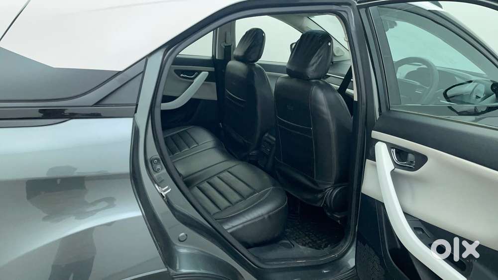 Tata Nexon Creative Plus S 1.2 Revotron Petrol 6 Amt Dt, 2023, Petro..