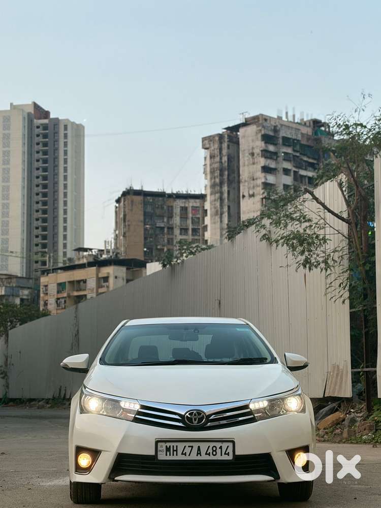Toyota Corolla Altis 2013-2017 G At, 2015, Petrol
