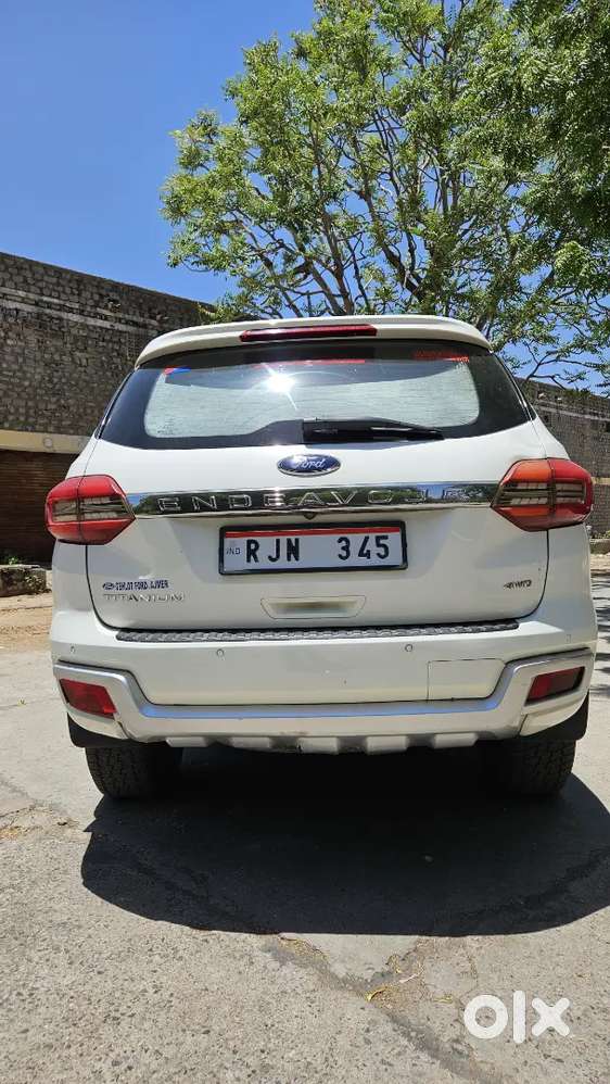 Ford Endeavour 2018 Diesel 120000 Km Driven With Vvip Number