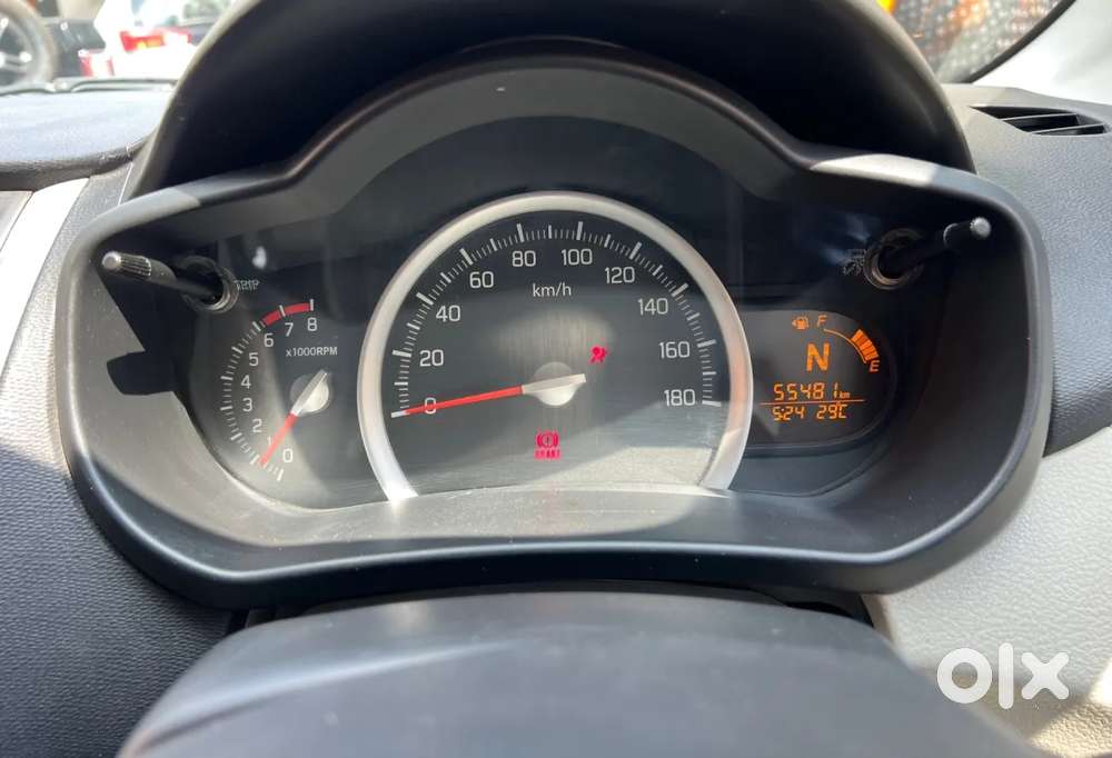 Maruti Suzuki Celerio Zxi Amt, 2017, Petrol