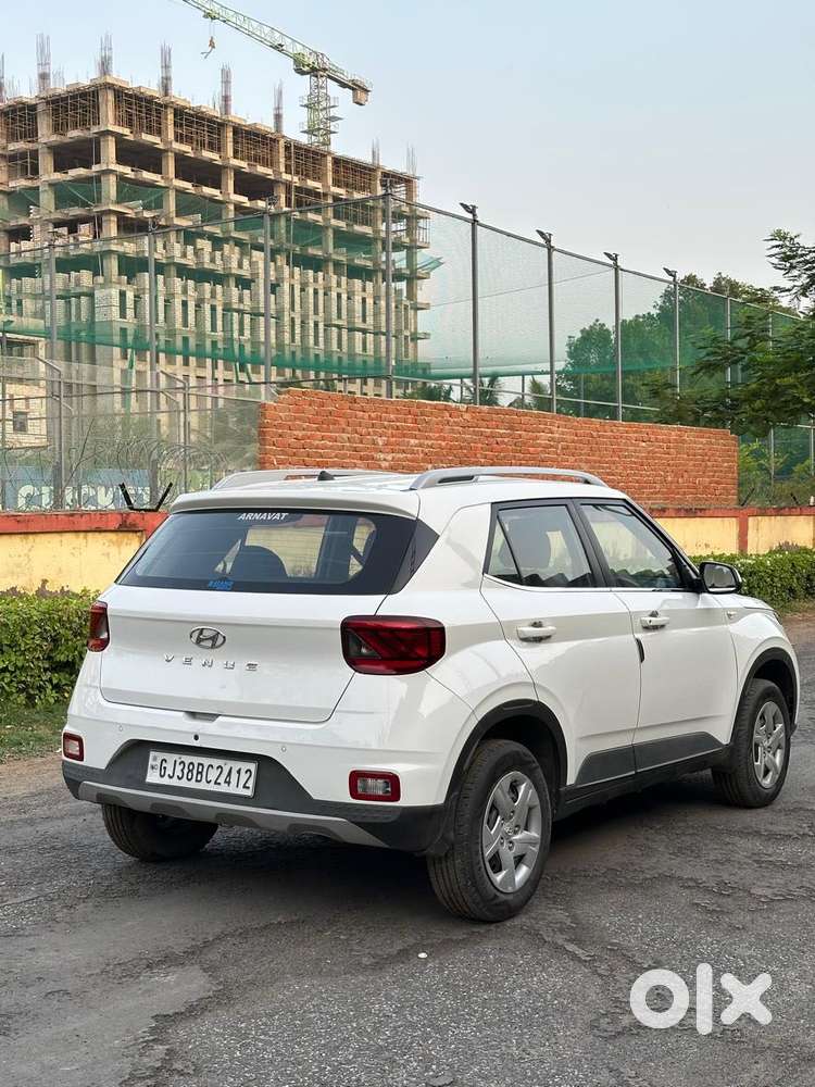 Hyundai Venue S 1.2 Petrol, 2020, Petrol