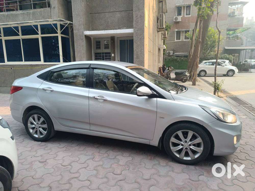 Hyundai Verna 1.6 Sx (o) Vtvt At, 2013, Petrol