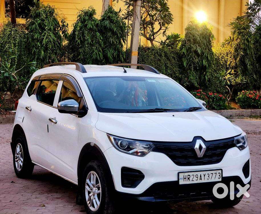 Renault Triber Rxl, 2022, Petrol