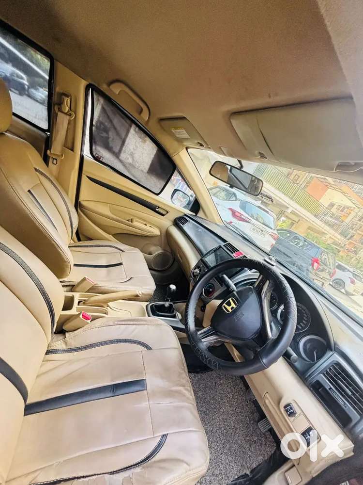 Honda City 2012 Modal