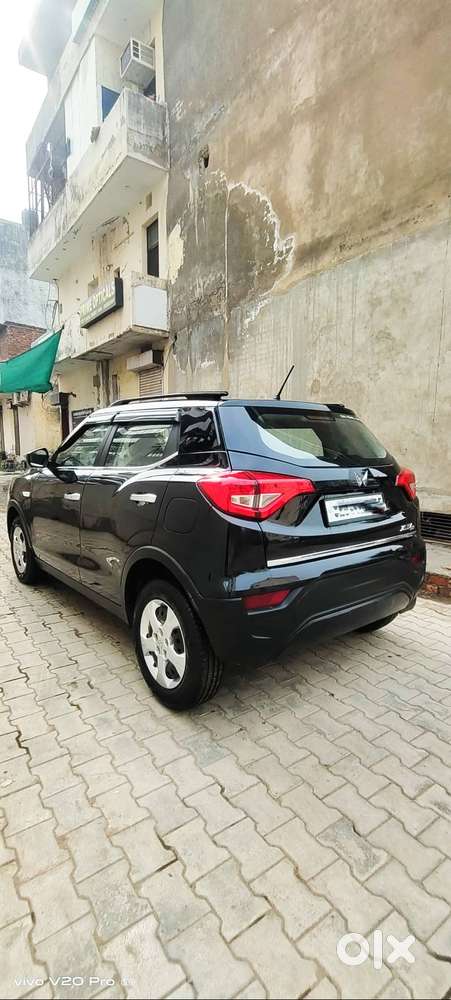 Mahindra Xuv300 2023 Petrol 27500 Km Driven